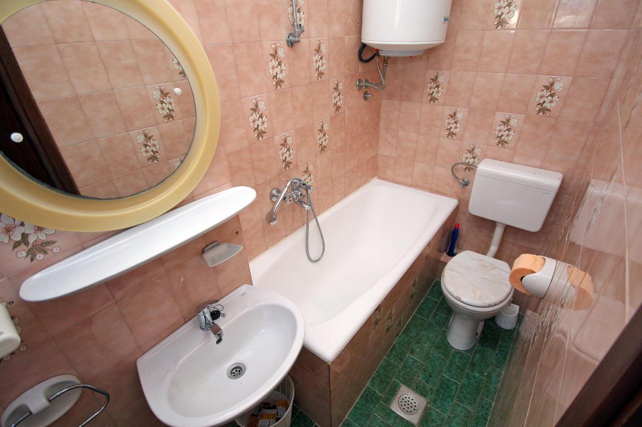 Apartment Supetarska Draga - Donja 5030a Bagian luar foto