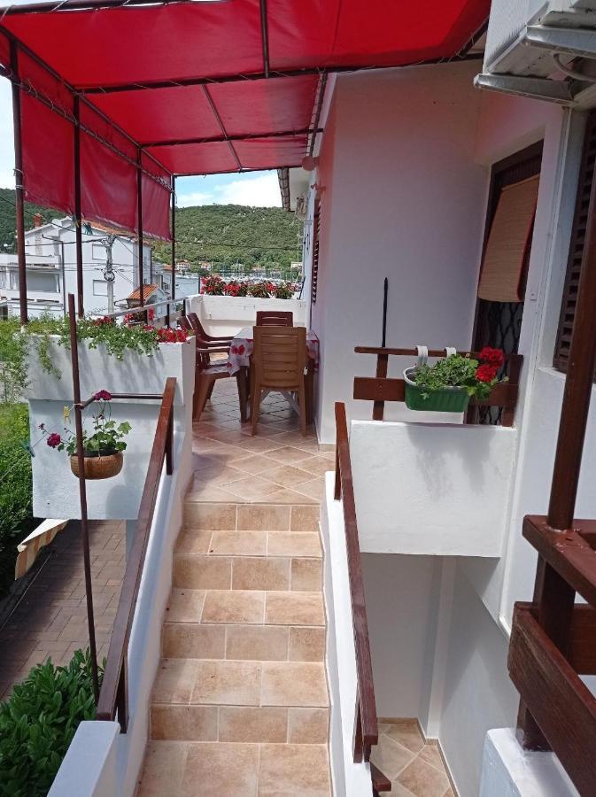 Apartment Supetarska Draga - Donja 5030a Bagian luar foto