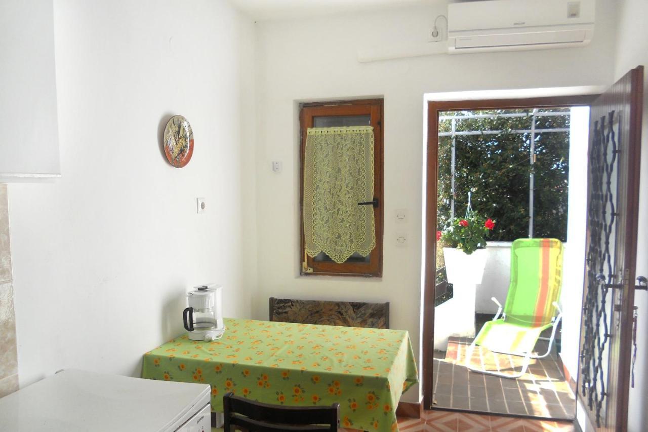 Apartment Supetarska Draga - Donja 5030a Bagian luar foto